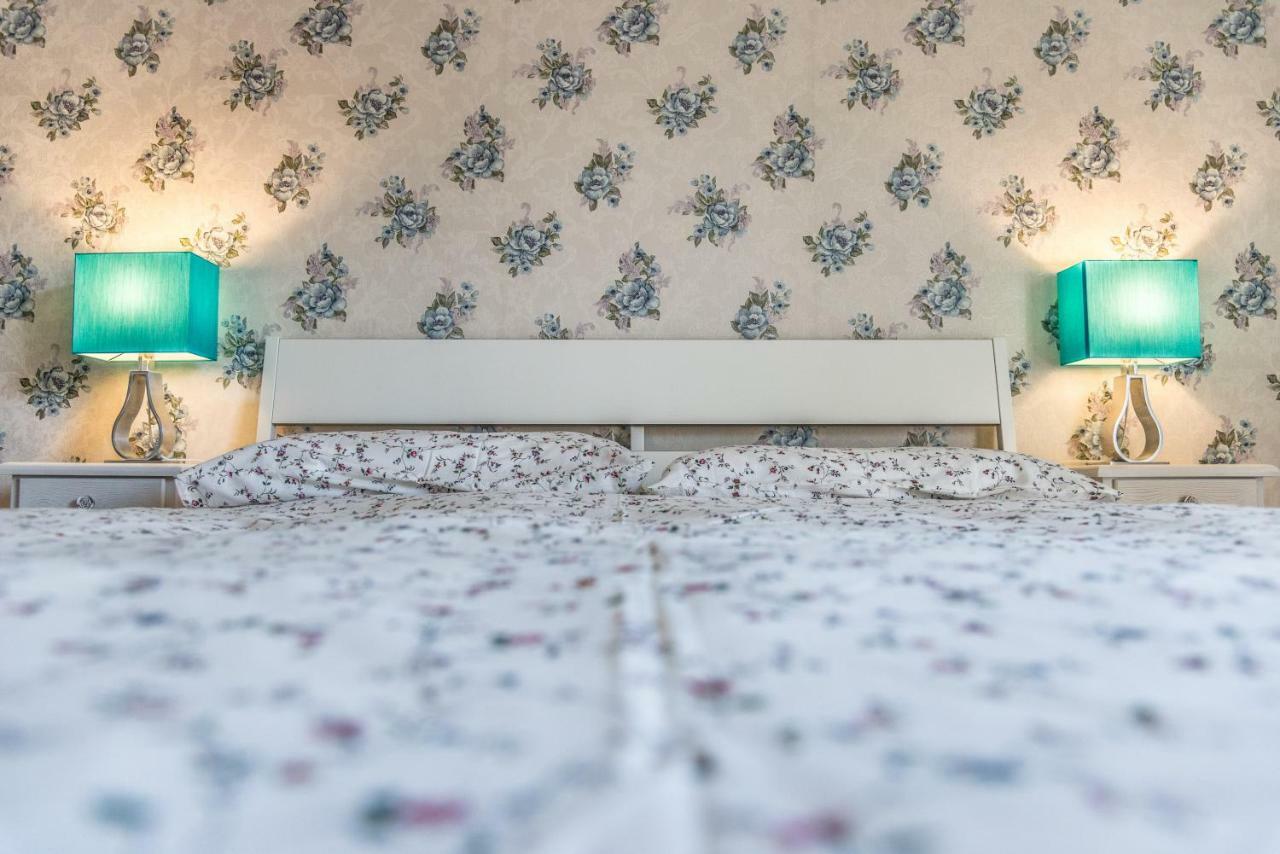 Room Felicia Triëst Buitenkant foto